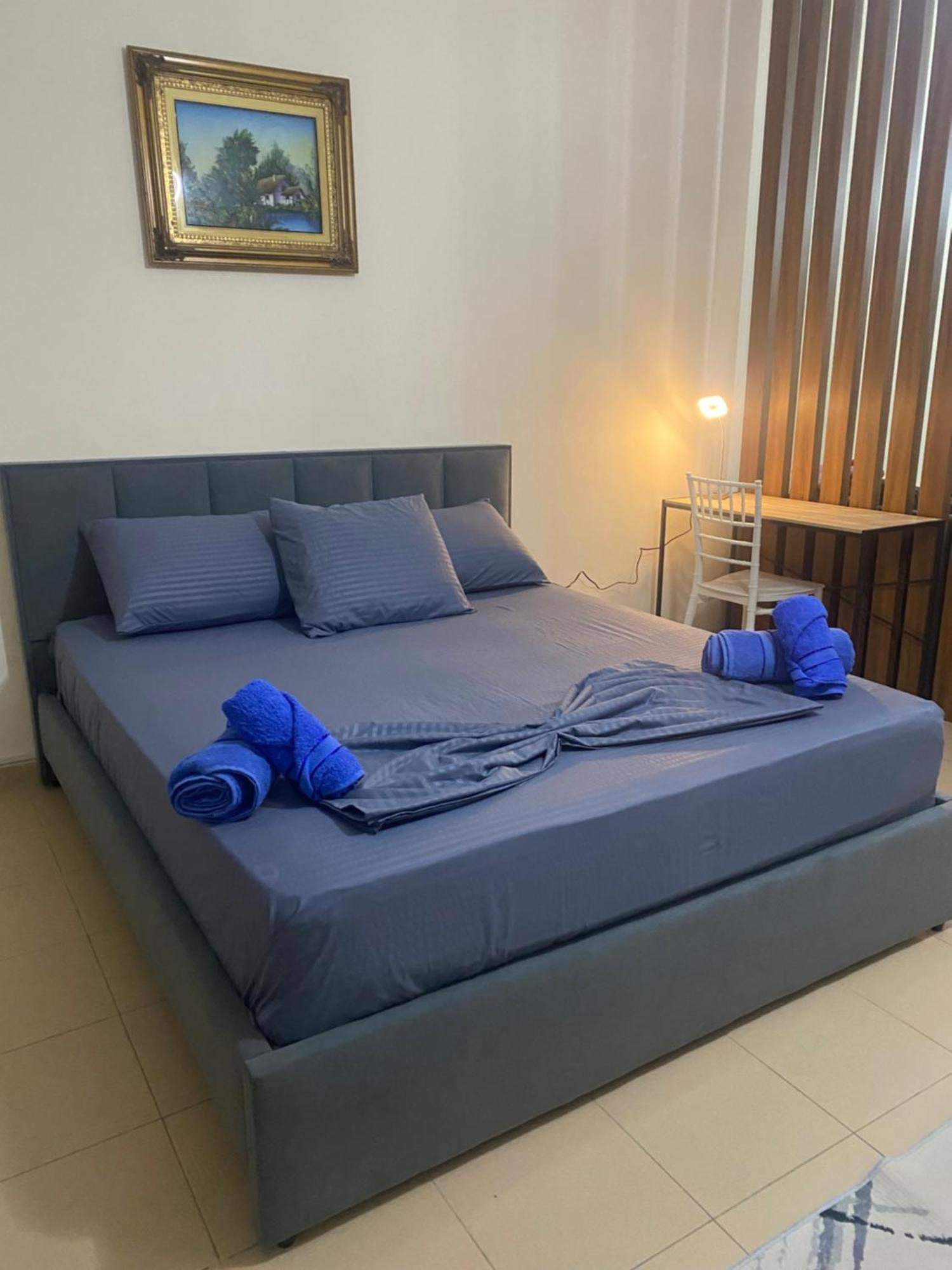 Chlo Apartment 4 Tirane エクステリア 写真